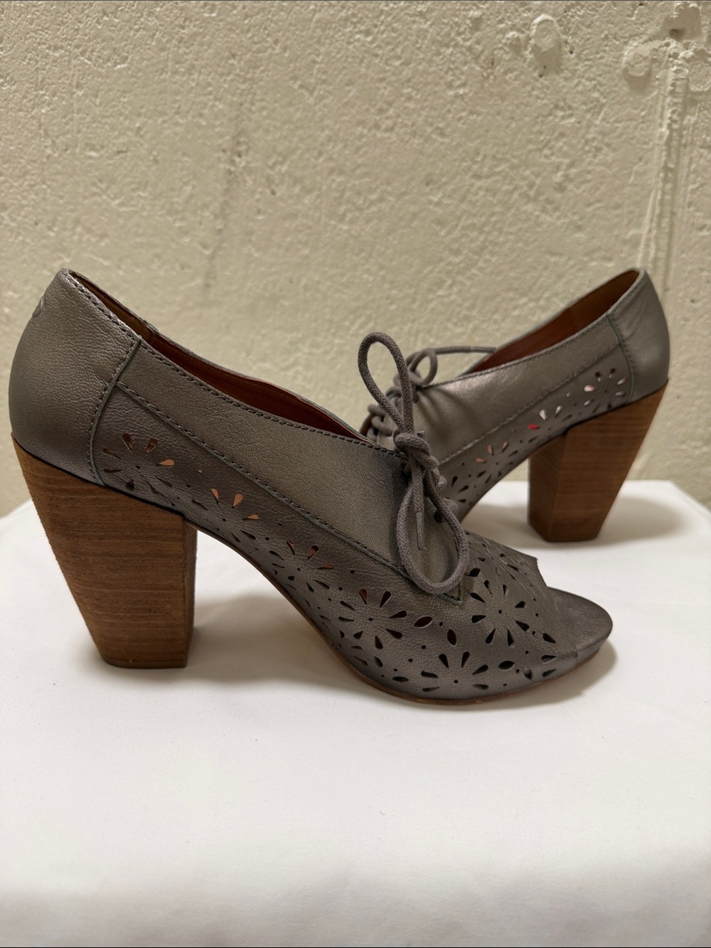 Grey Metallic Lace-Up Peep Toe Block Heel Women's Shoes